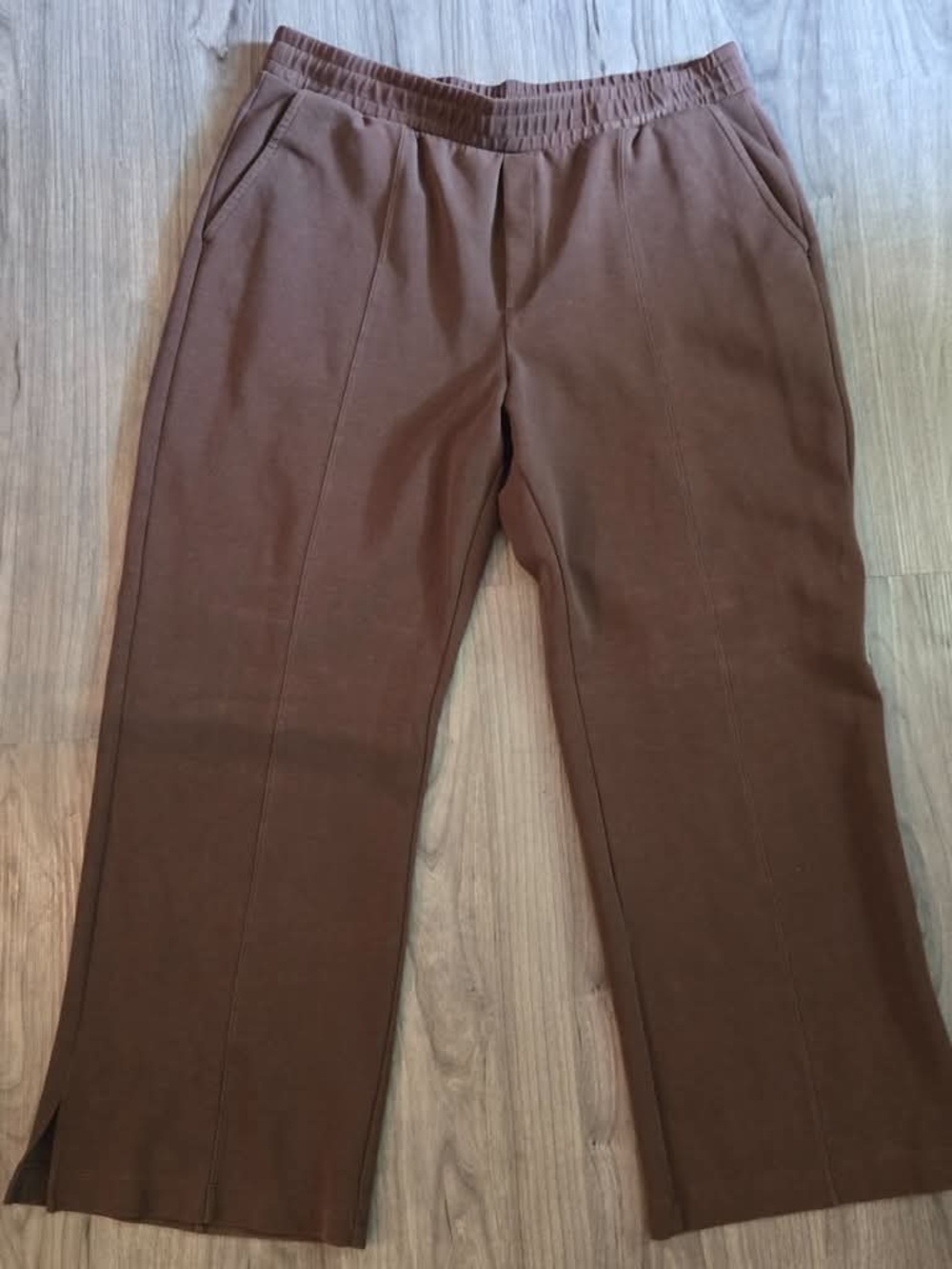 Old Navy High Waisted Dynamic Fleece Wide Leg Pants